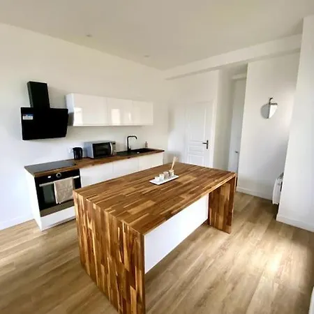 Elegante Echoppe Proche Du Centre טלנס